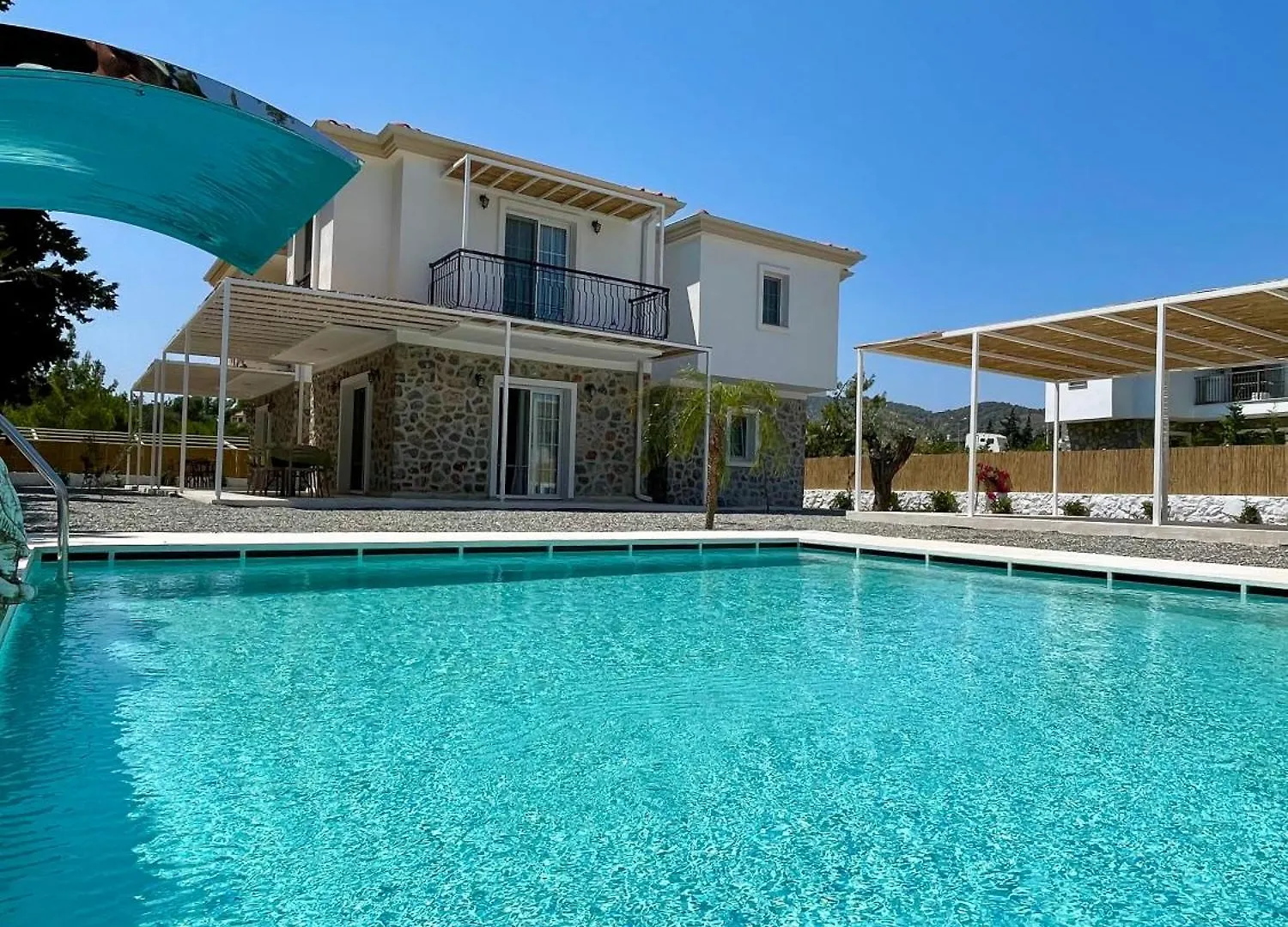 Cam Tatil Evleri Datca Turkey